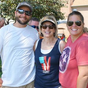 Meet your Posher, Dustin